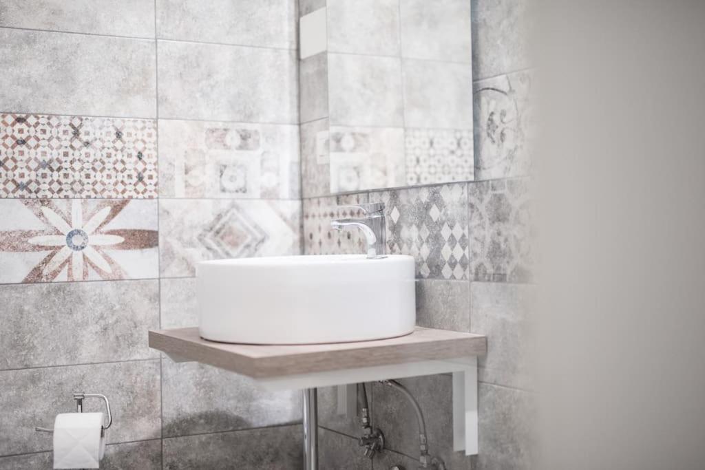 Shabby Apartment @Trastevere Rzym Zewnętrze zdjęcie